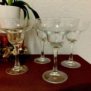 Set of 4 margarita glasses . Also can use for ice cream,fruit medley .Ve…